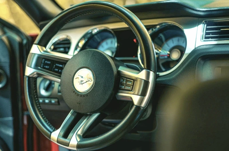 Ford Mustang, снимка 7 - Автомобили и джипове - 52681855