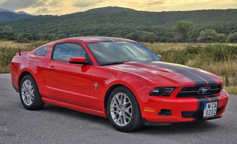 Ford Mustang, снимка 5 - Автомобили и джипове - 52681855