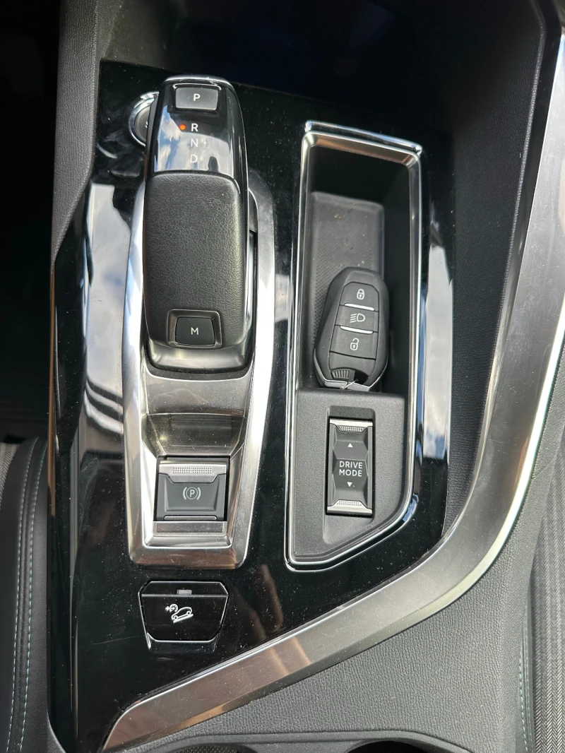 Peugeot 5008 ALLURE PACK 2.0HDI* EAT8* ЛИЗИНГ* ГАРАНЦИЯ* 6+ 1ME, снимка 8 - Автомобили и джипове - 51838742