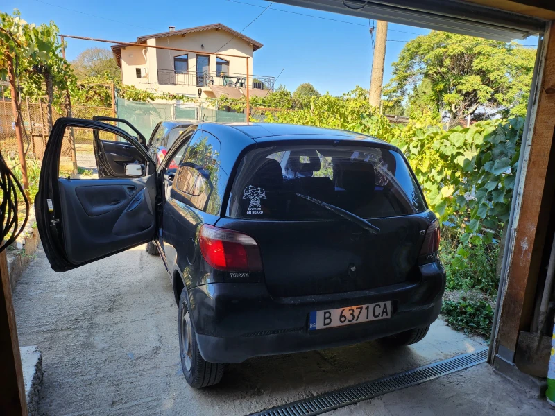 Toyota Yaris, снимка 10 - Автомобили и джипове - 52416669