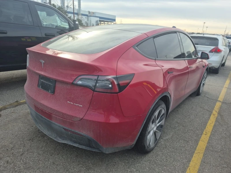 Tesla Model Y * LONG RANGE ALL WHEEL DRIVE * CARFAX * ЦЕНА ДО БГ, снимка 2 - Автомобили и джипове - 53020109