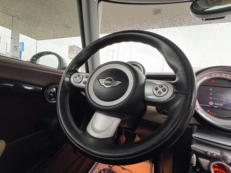 Mini Clubman Навигация, Двойна панорама, снимка 8 - Автомобили и джипове - 53045950