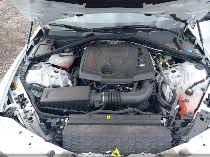 Alfa Romeo Giulia AWD, снимка 2 - Автомобили и джипове - 53079305