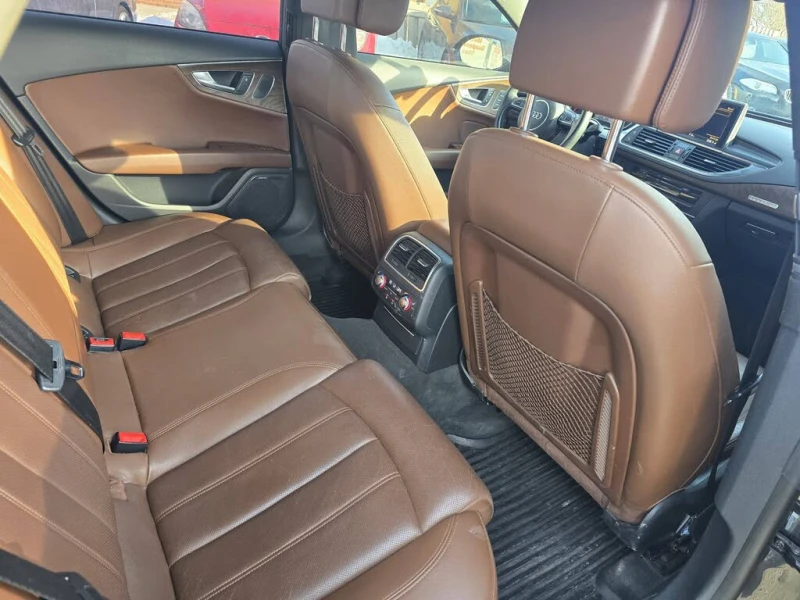 Audi A7 quattro Premium* АвтоКредит* (Цена до БГ) , снимка 17 - Автомобили и джипове - 53529444