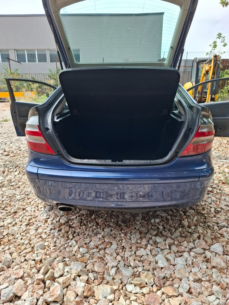 Mercedes-Benz C 220 Sport cupe C220CDI , снимка 10 - Автомобили и джипове - 53540701