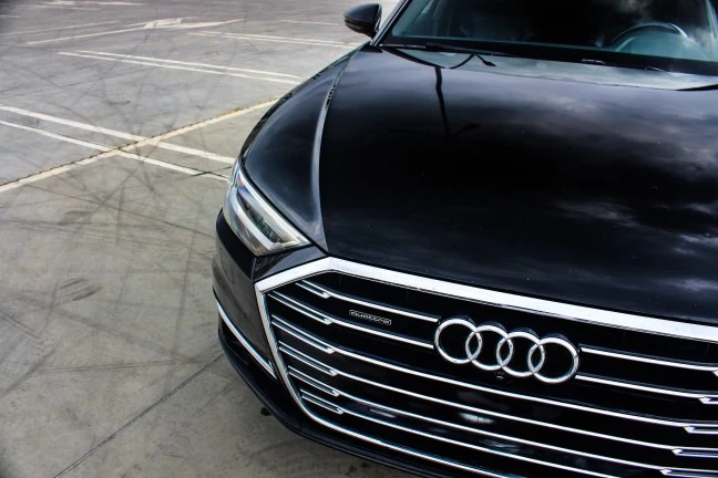 Audi A8 Long - изображение 4