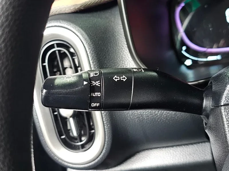 Kia Morning Prestige, снимка 13 - Автомобили и джипове - 55886946