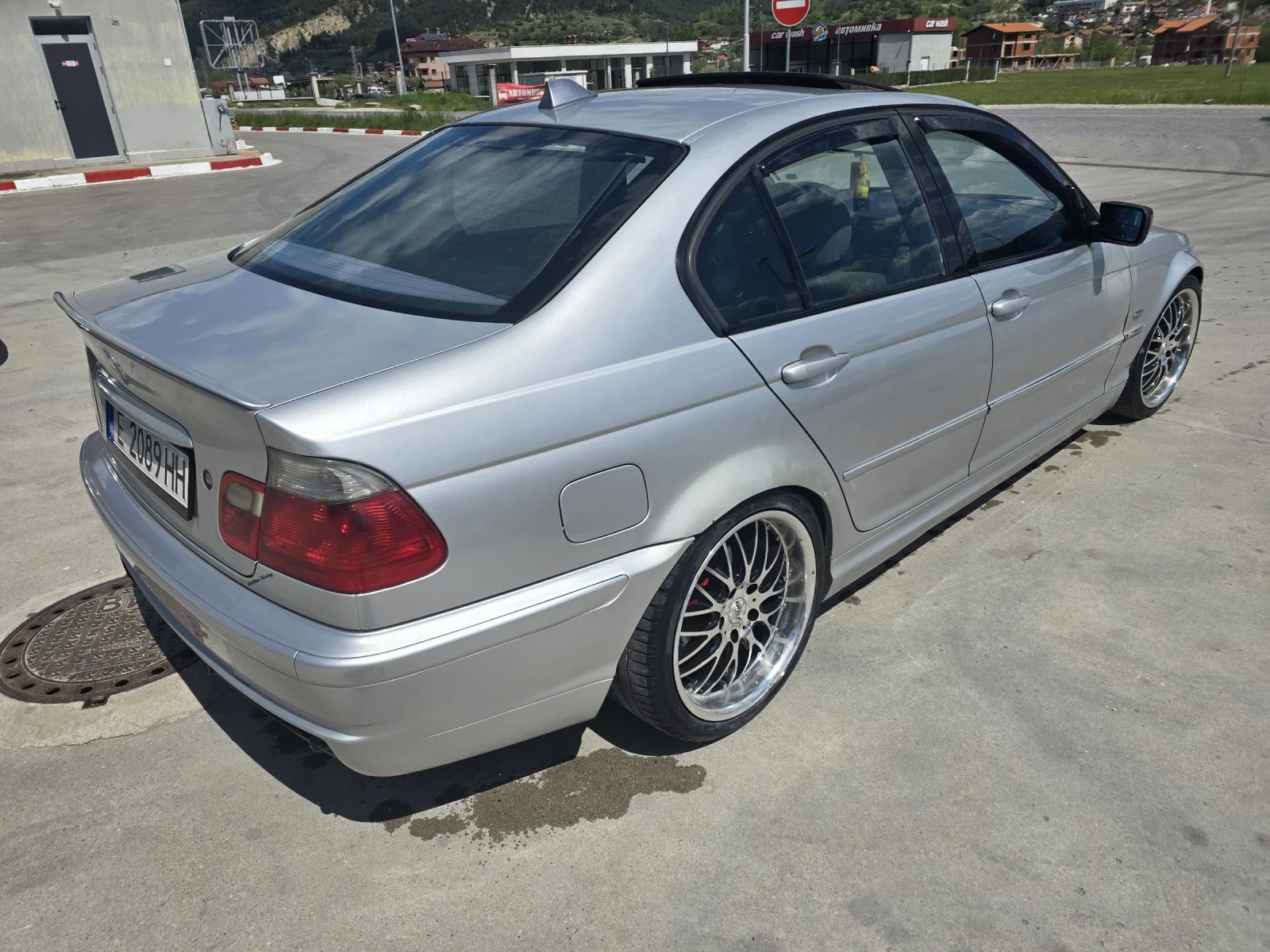 BMW 320  - изображение 5