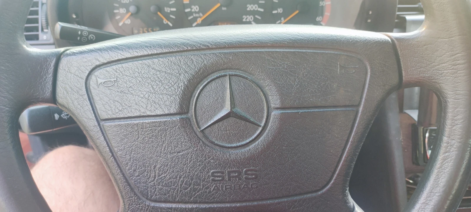 Mercedes-Benz 220  - изображение 2