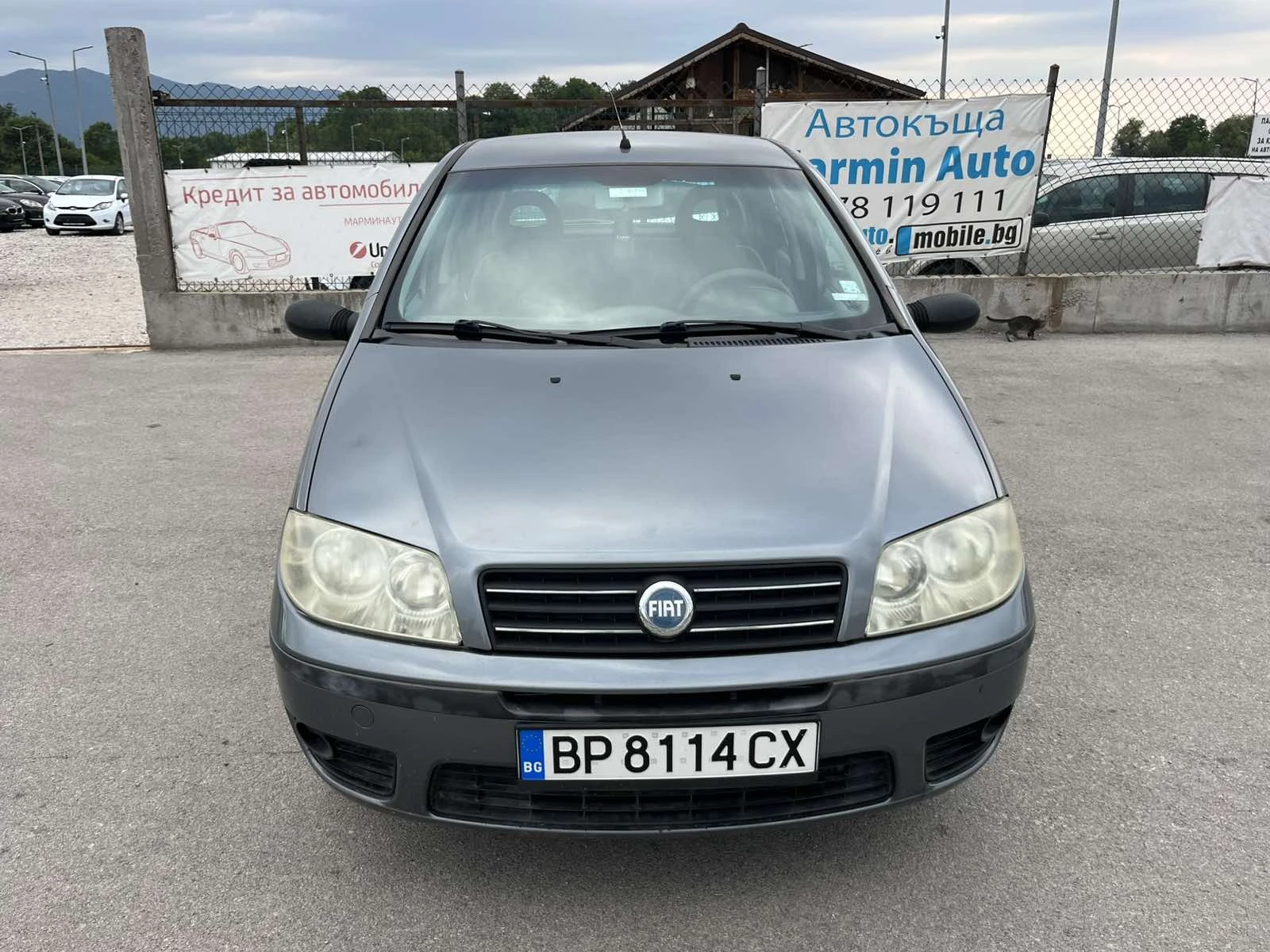 Fiat Punto 1.3I 60кс КЛИМАТИК РЕГИСТРИРАНО ОБСЛУЖЕНО - изображение 2