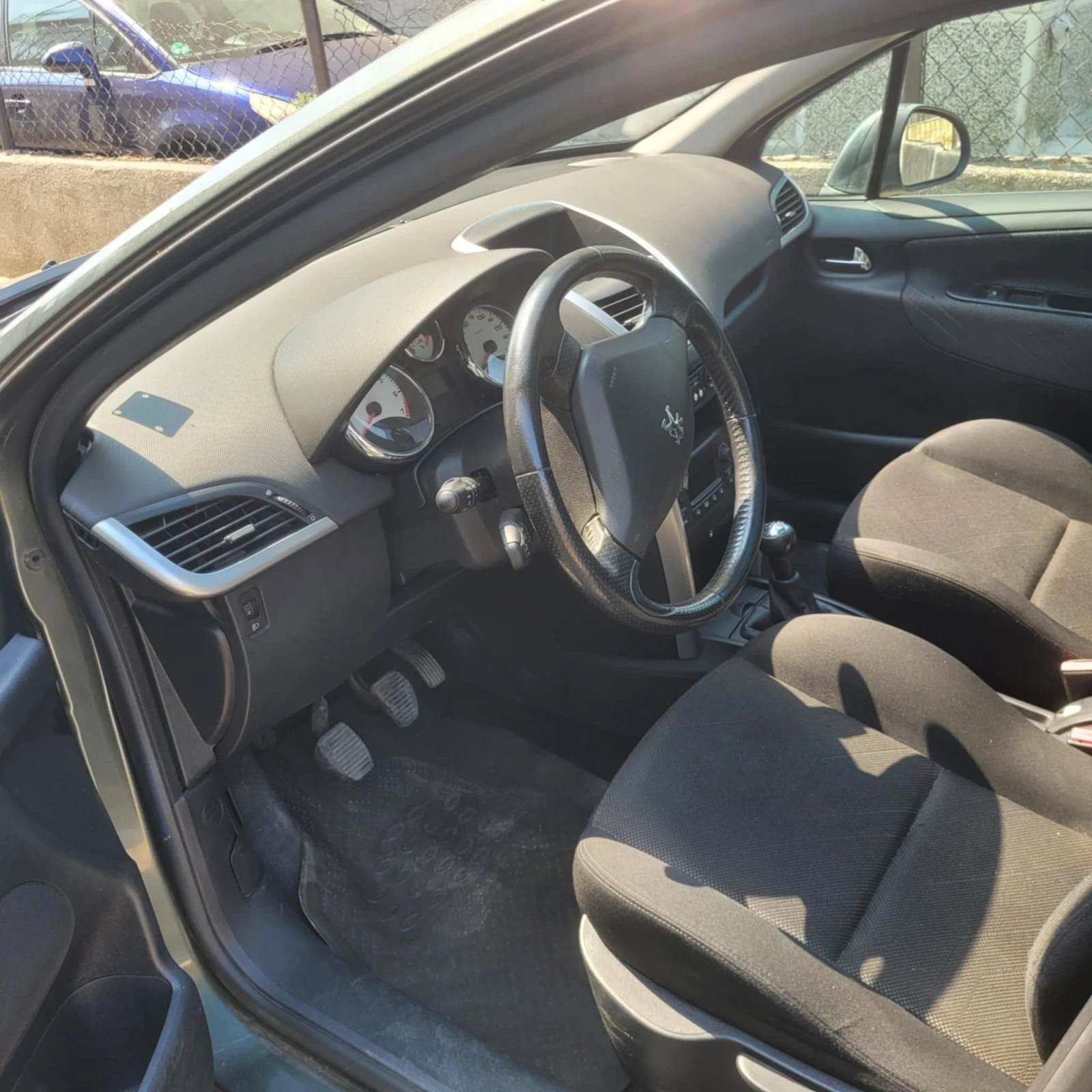 Peugeot 207  - изображение 6