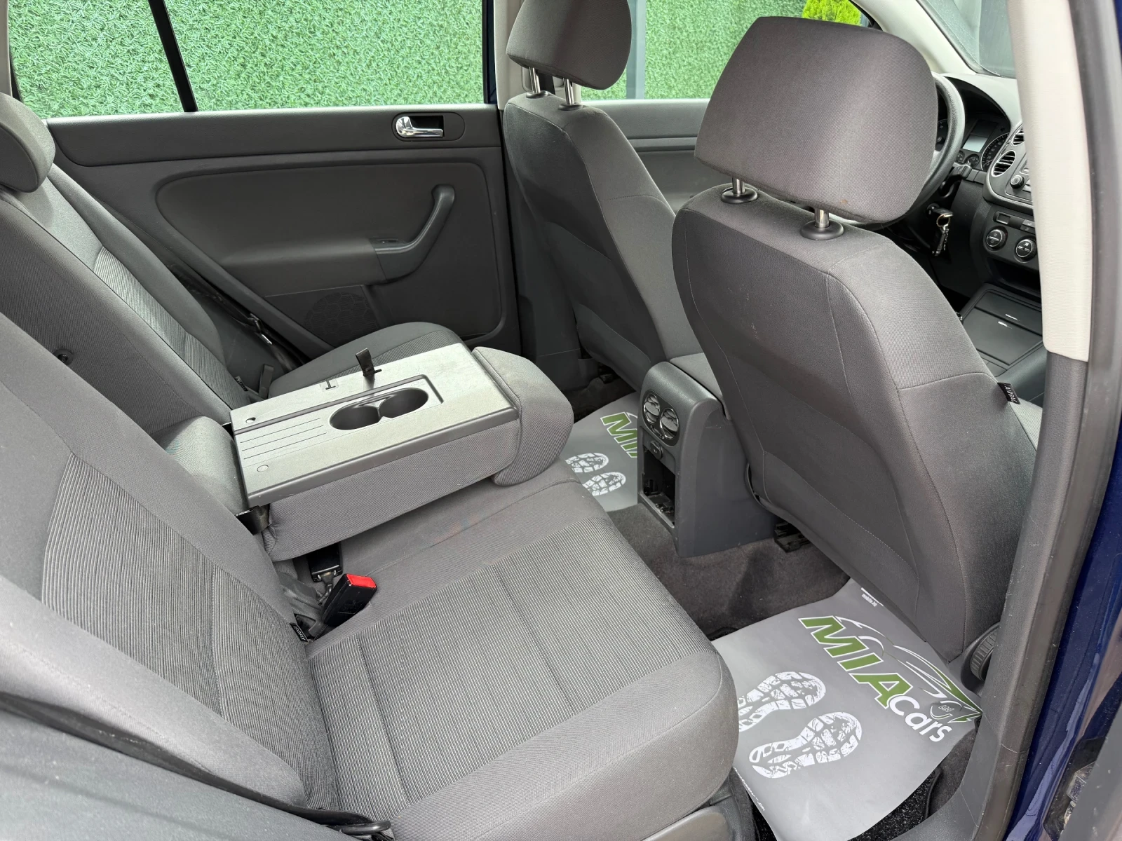 VW Golf Plus 1.4I 75кс EURO 4 КЛИМАТРОНИК - изображение 10