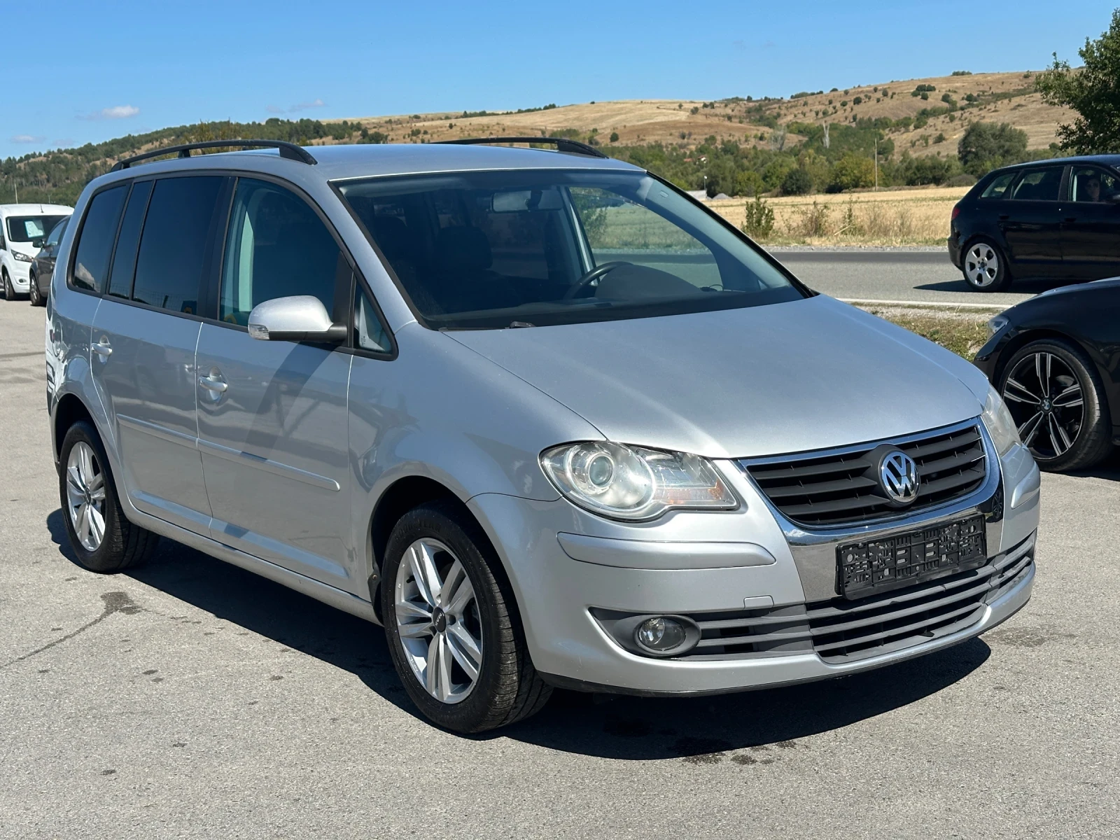 VW Touran 2.0 TDI - изображение 2