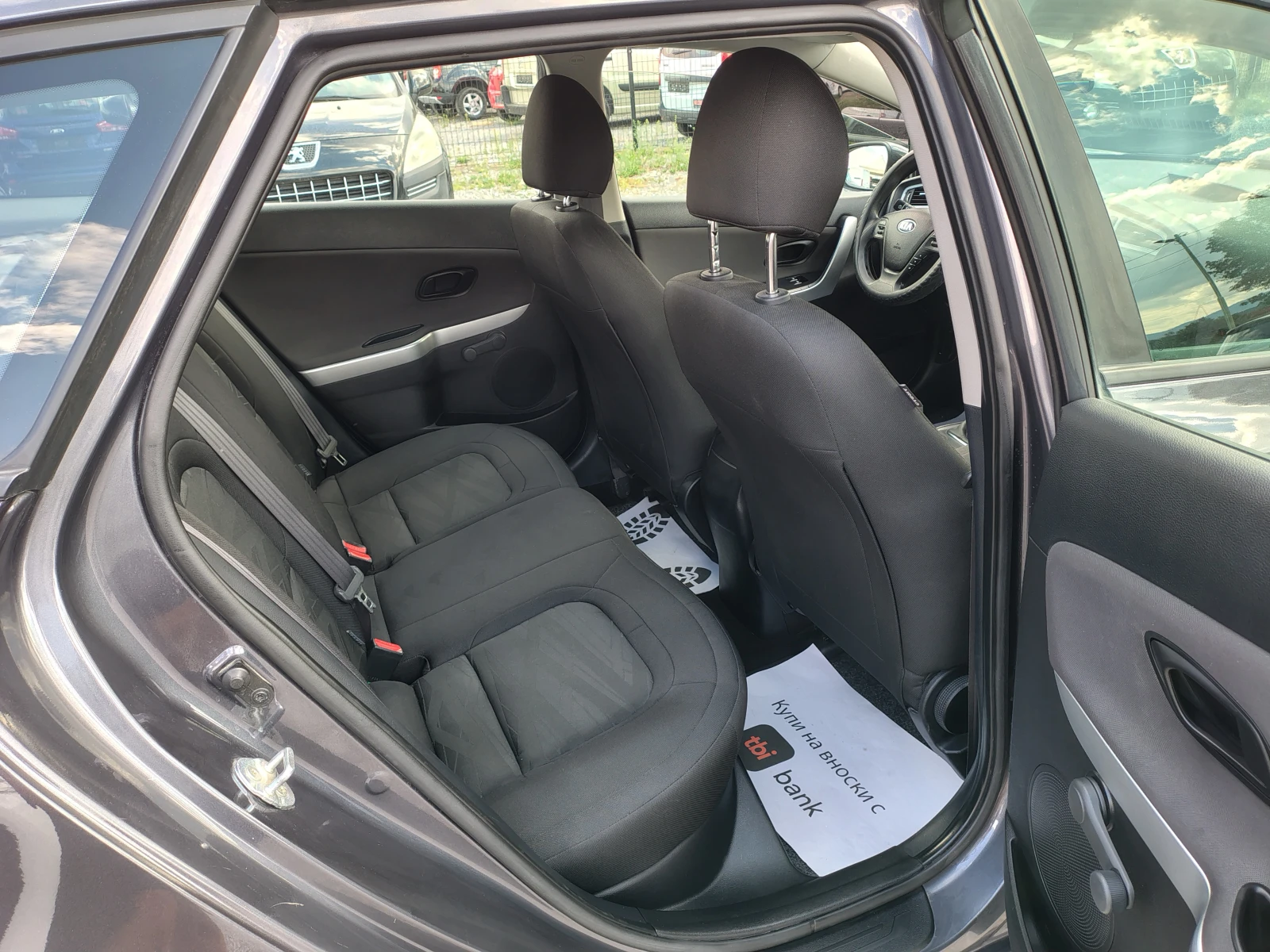 Kia Ceed 1.4 CRDI | Mobile.bg   13