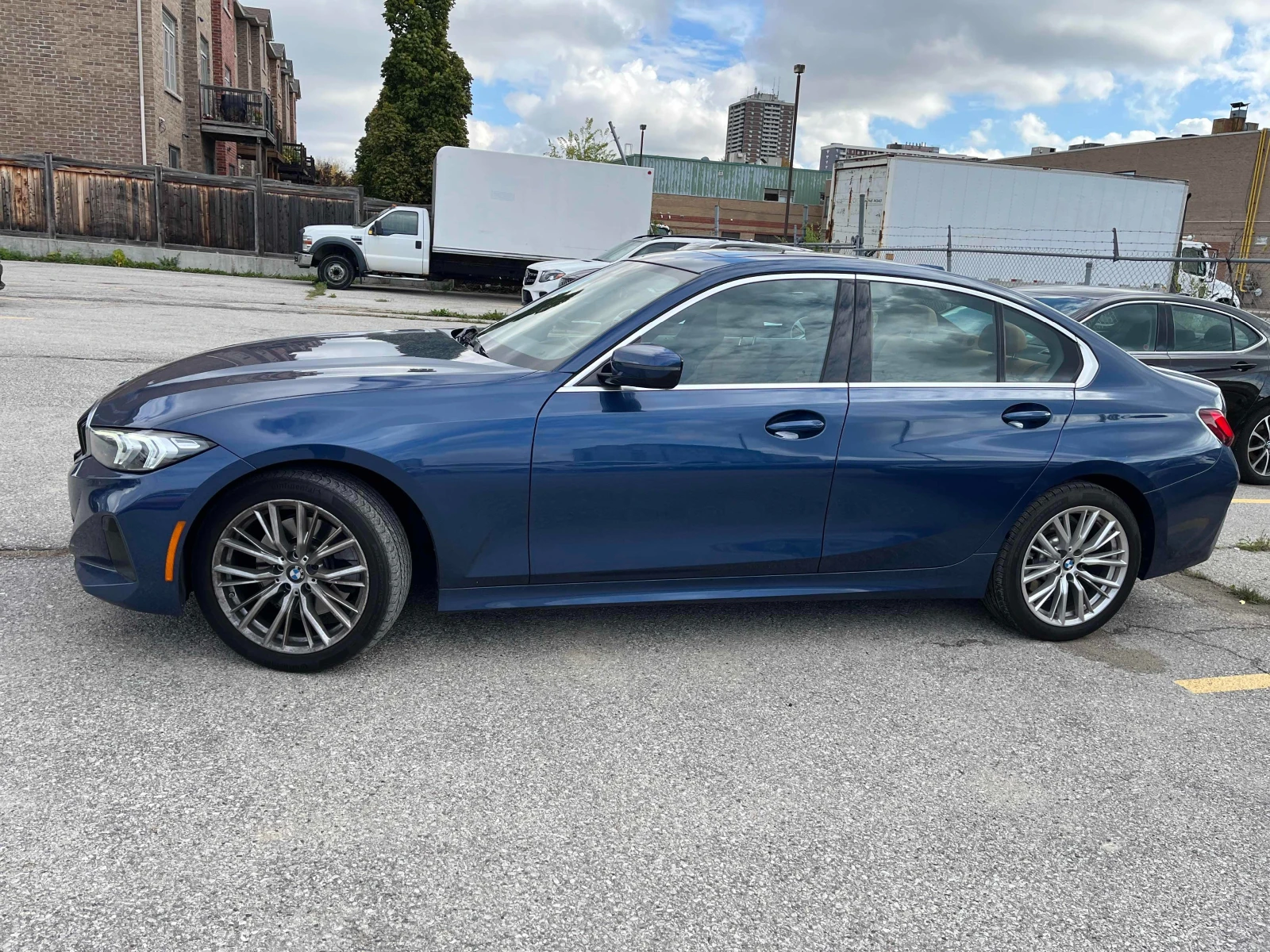 BMW 330 * CARFAX *    | Mobile.bg   3