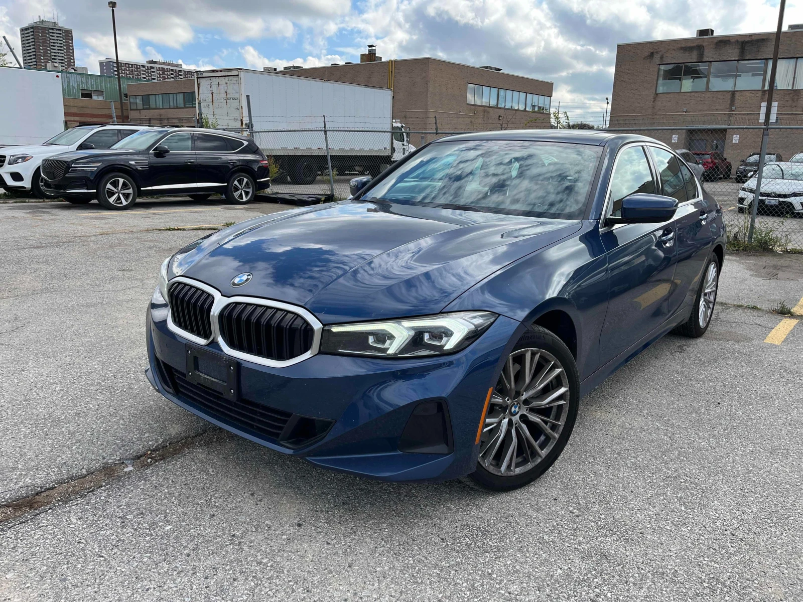 BMW 330 * CARFAX *    | Mobile.bg   1