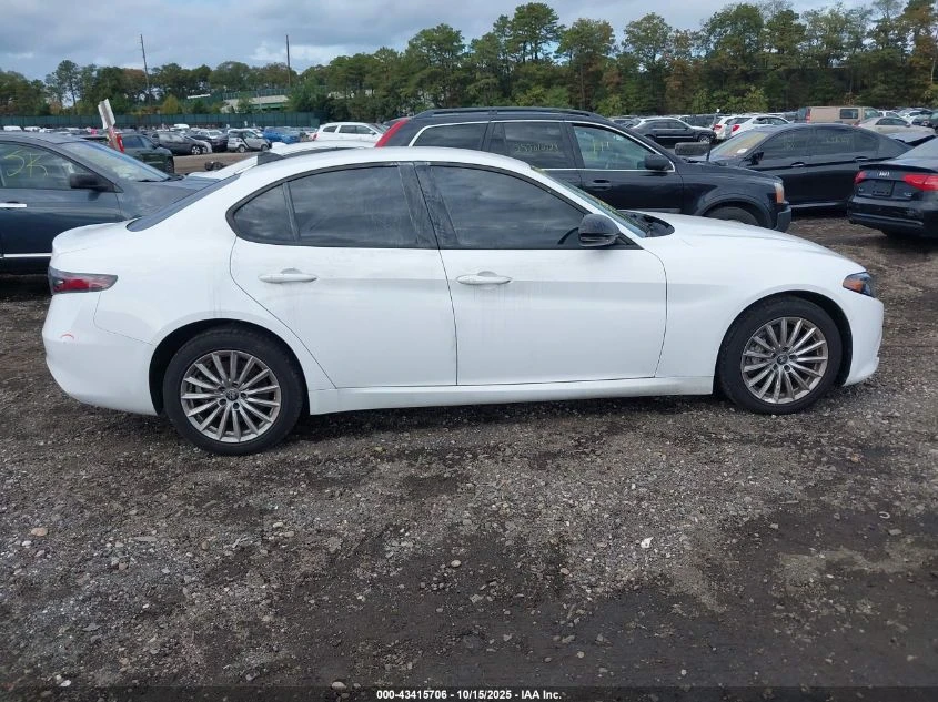 Alfa Romeo Giulia AWD - изображение 7