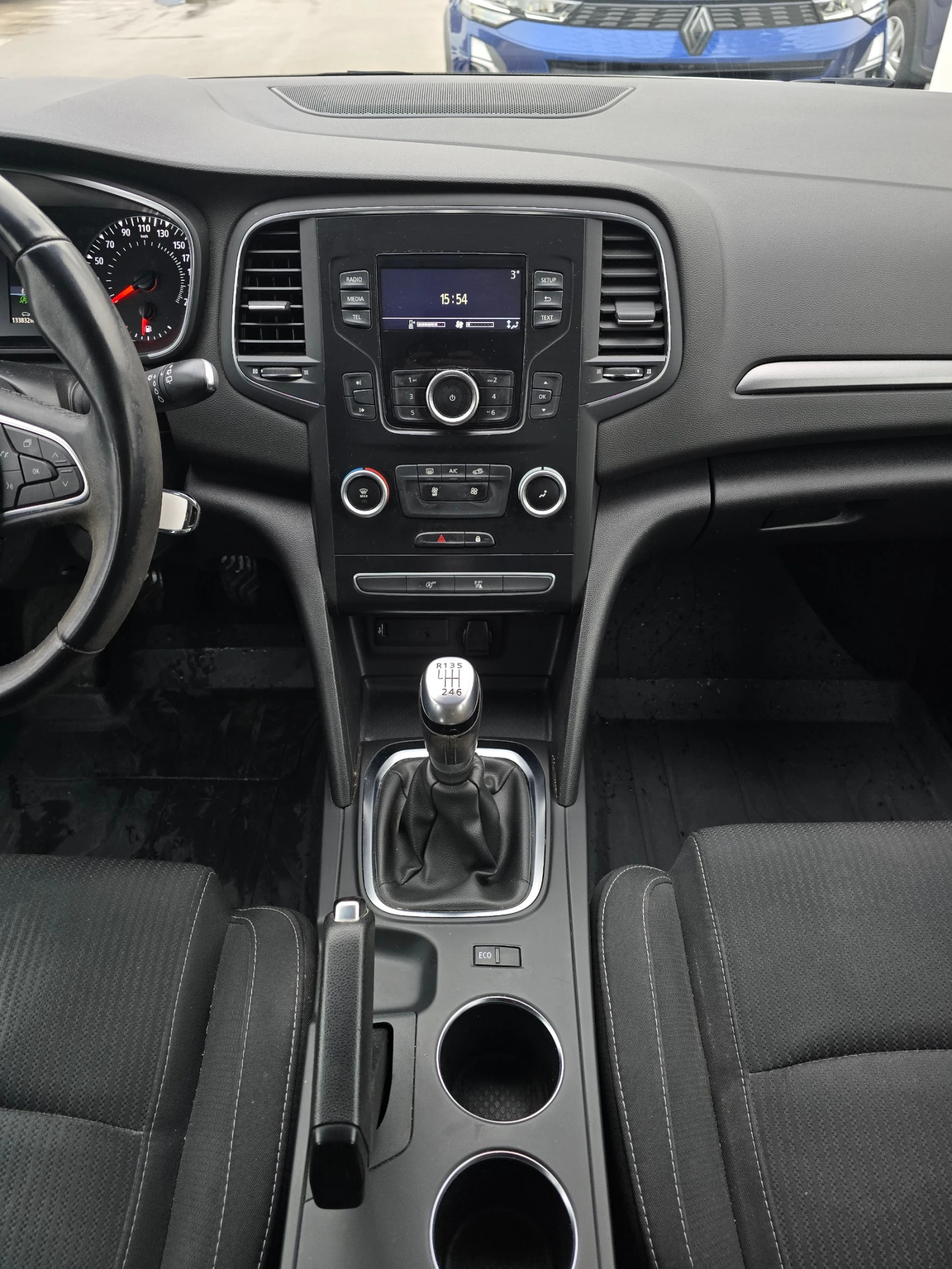 Renault Megane 1.5 dCi - изображение 9