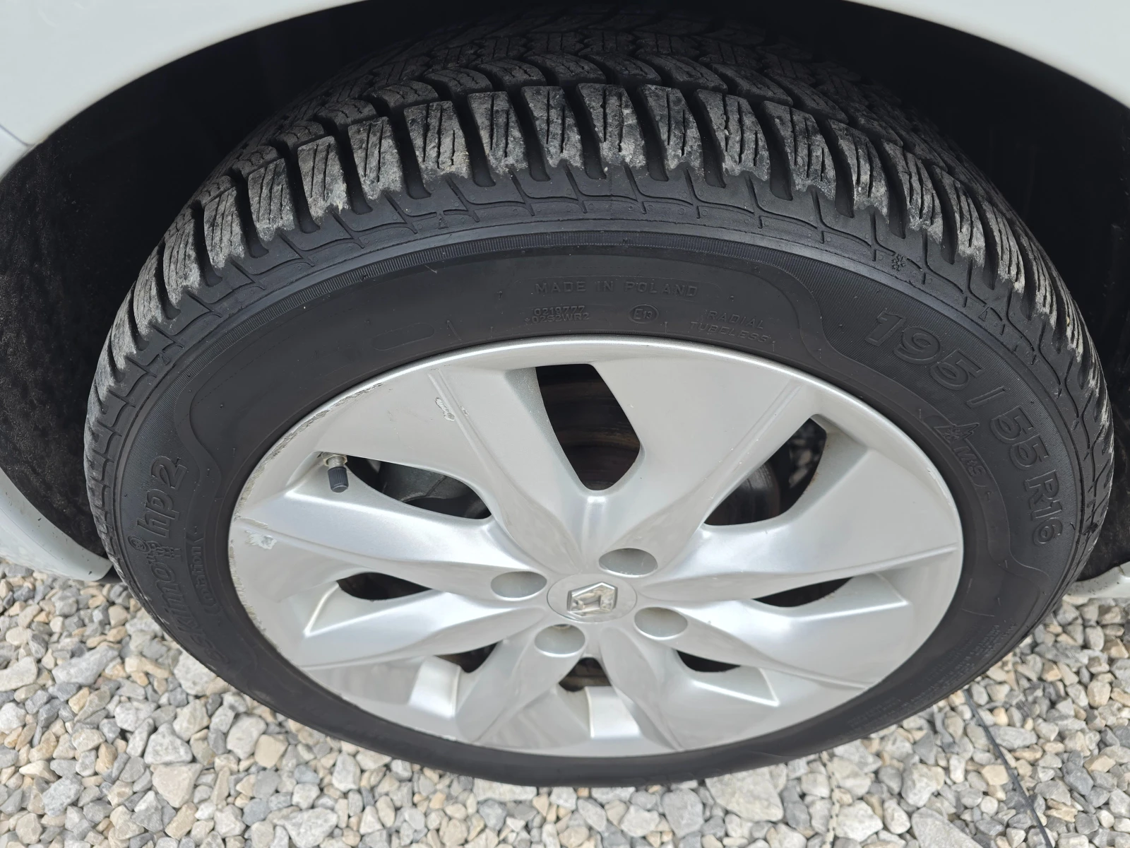 Renault Zoe НОВ ВНОС !! РЕАЛНИ 57000 км !! , снимка 16 - Автомобили и джипове - 53716275