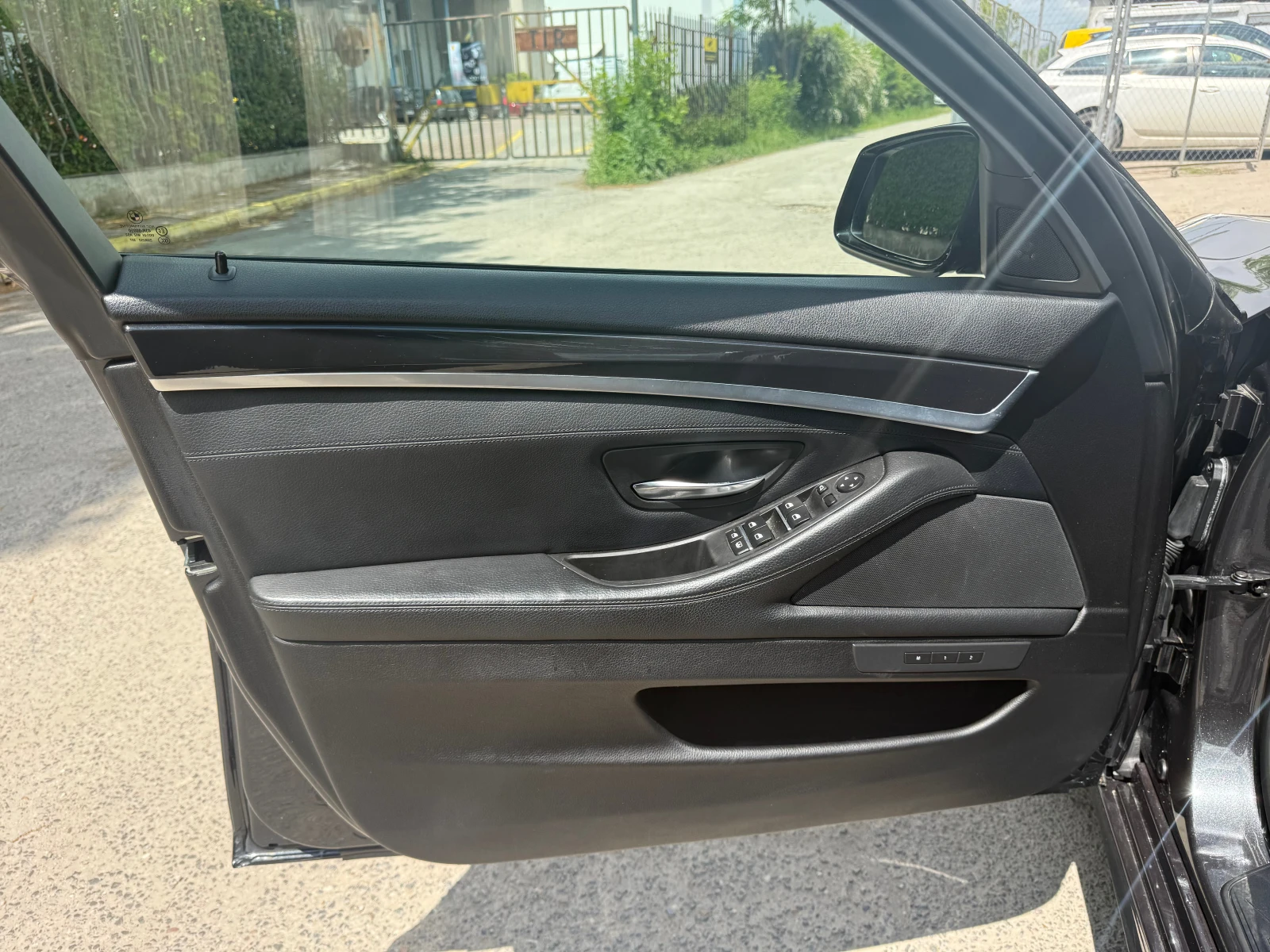 BMW 535 i M-Paket, снимка 11 - Автомобили и джипове - 54748889