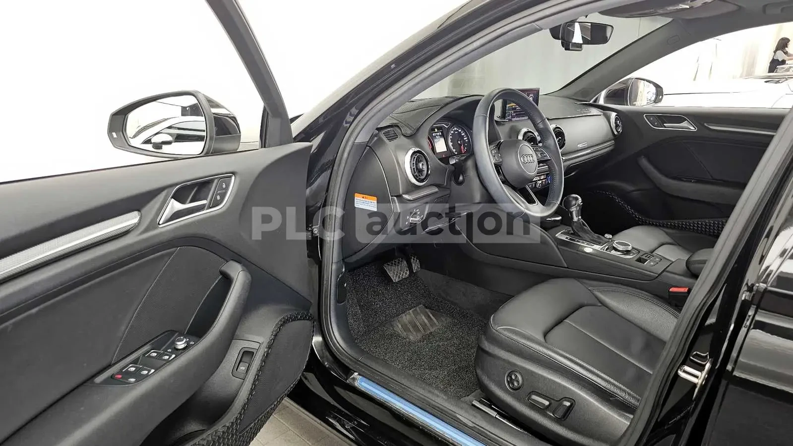 Audi A3 40TFSI| ПОДГРЕВ| ПАНОРАМА| ВКЛ.ТЕХНОТЕСТ, снимка 5 - Автомобили и джипове - 54845709