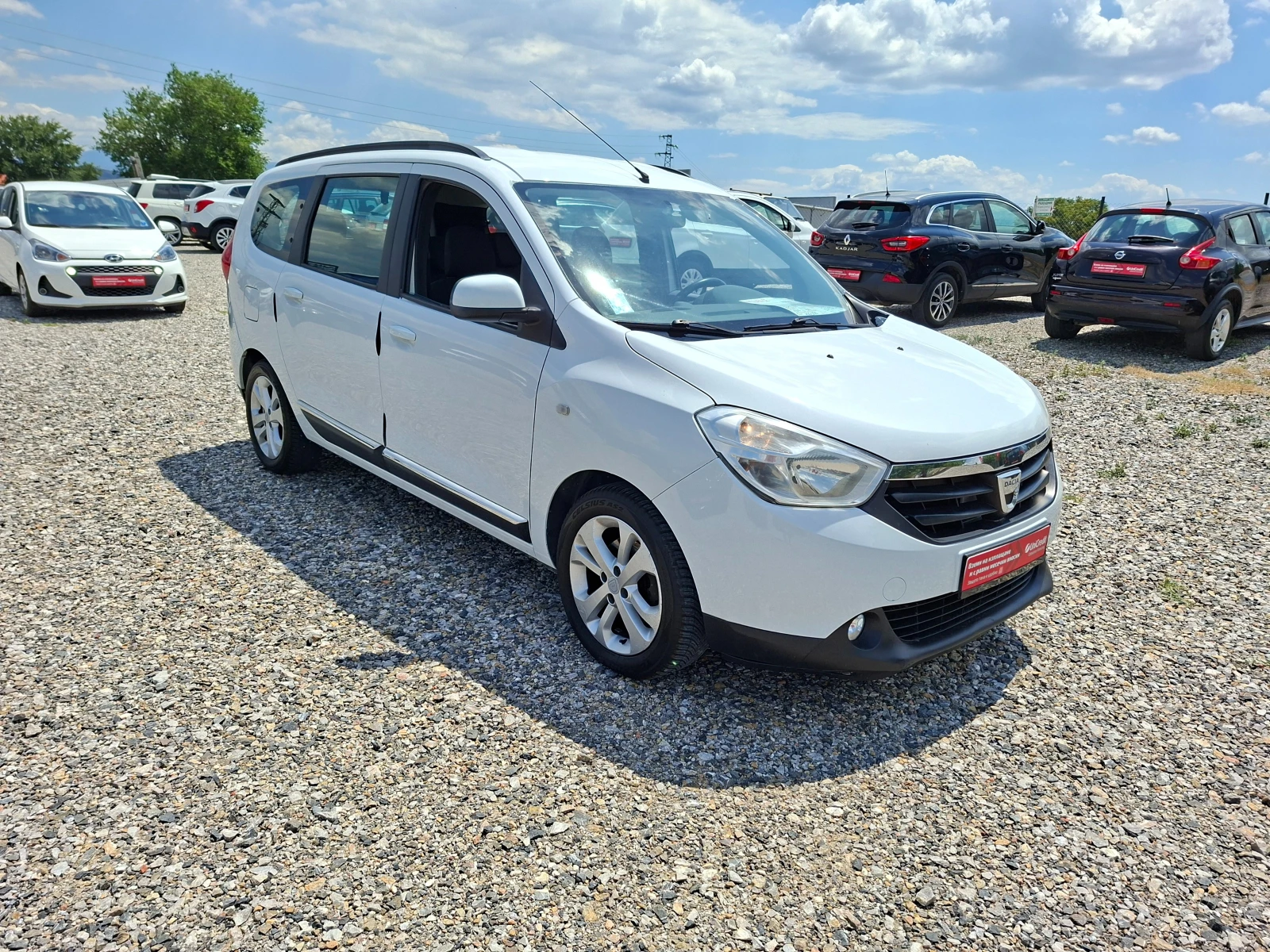 Dacia Lodgy 1.5DCI* 7 места* 6-SPEED* , снимка 7 - Автомобили и джипове - 54854078