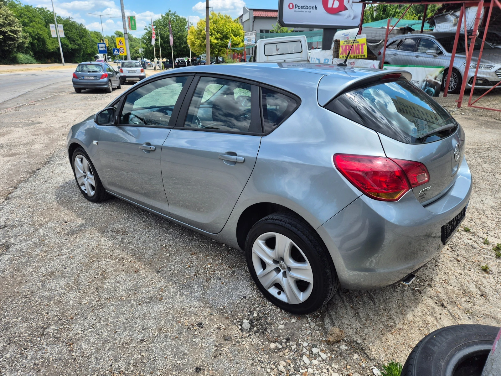 Opel Astra 1.4i, GAS, снимка 8 - Автомобили и джипове - 54972071