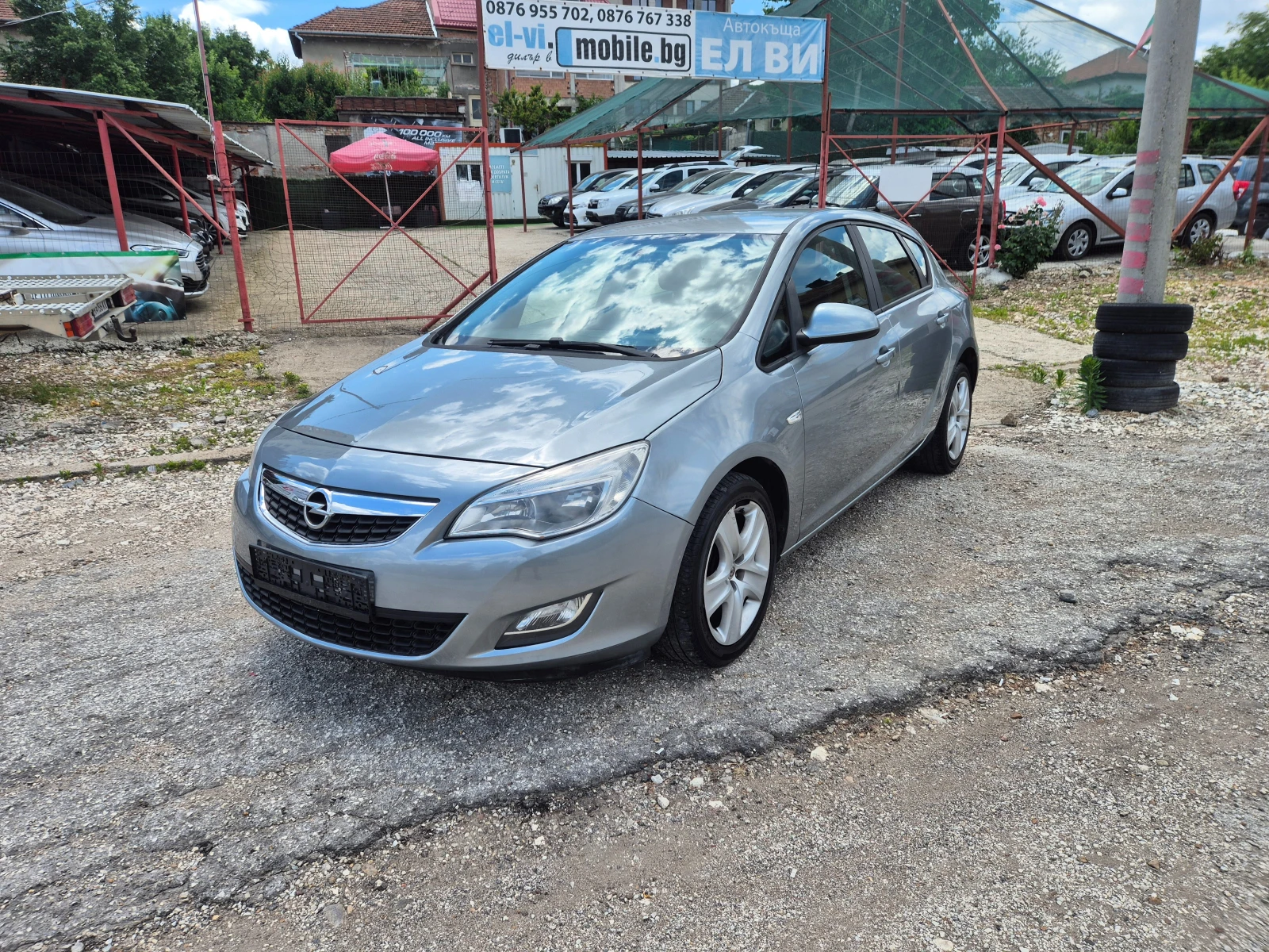 Opel Astra 1.4i, GAS, снимка 3 - Автомобили и джипове - 54972071