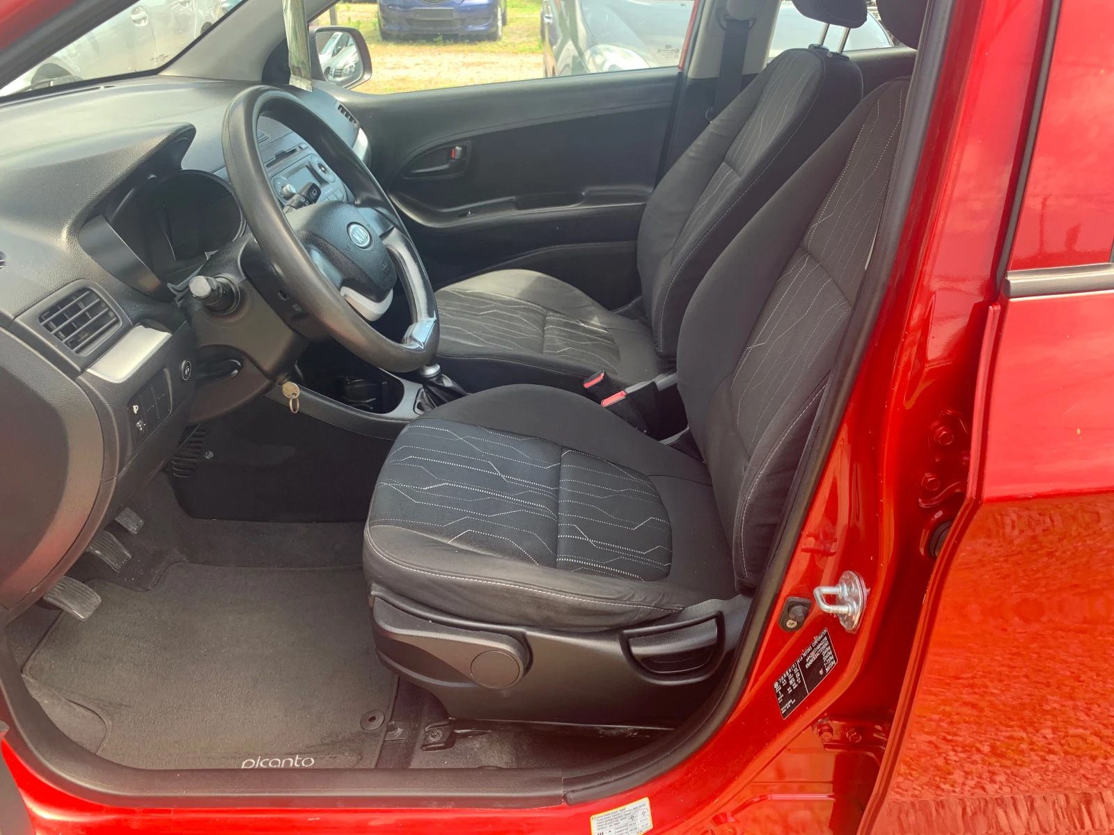 Kia Picanto 1.0i фабрична Газ, снимка 10 - Автомобили и джипове - 55027225