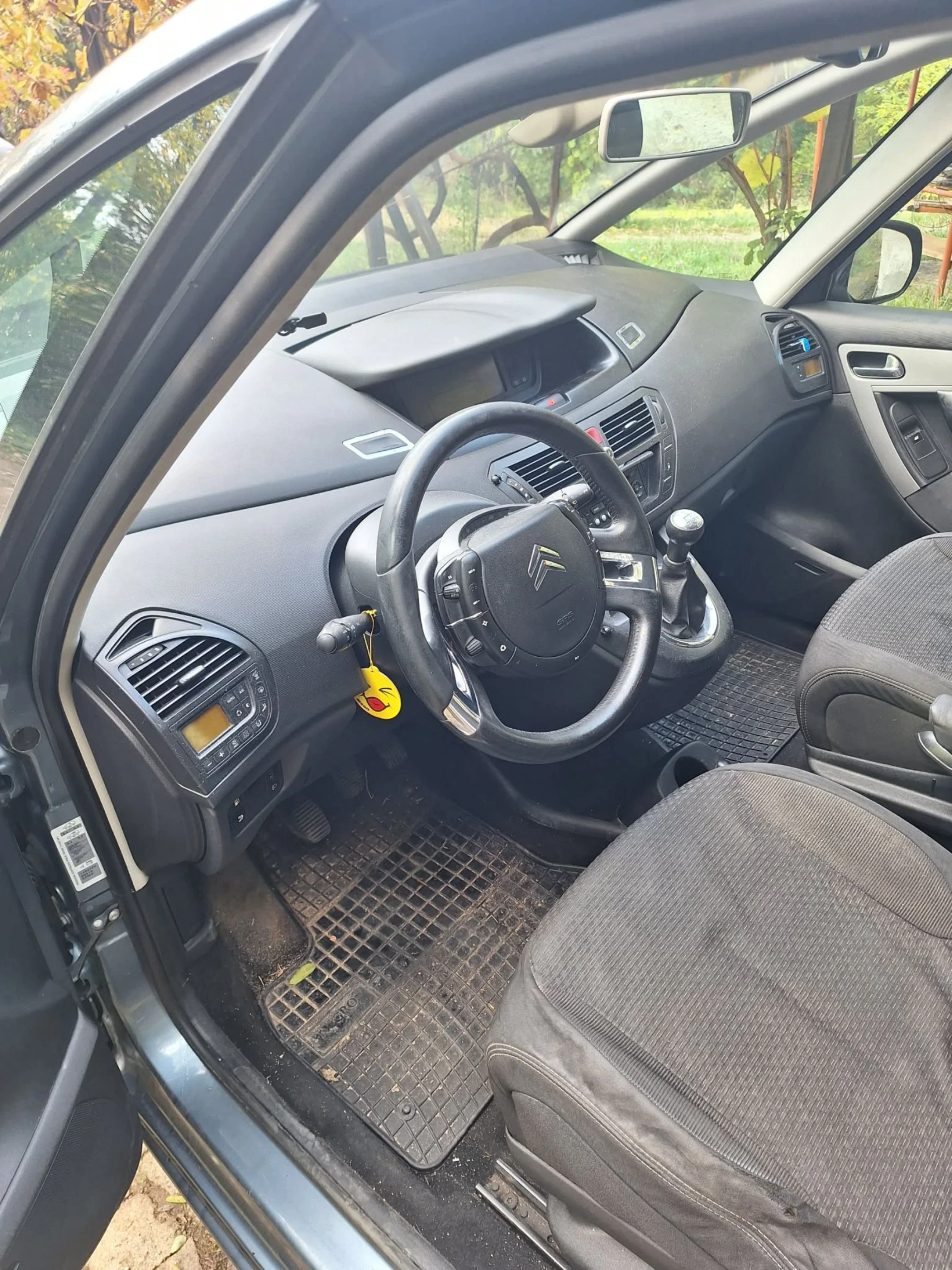 Citroen C4 Picasso 1.6 HDI, снимка 3 - Автомобили и джипове - 55342511