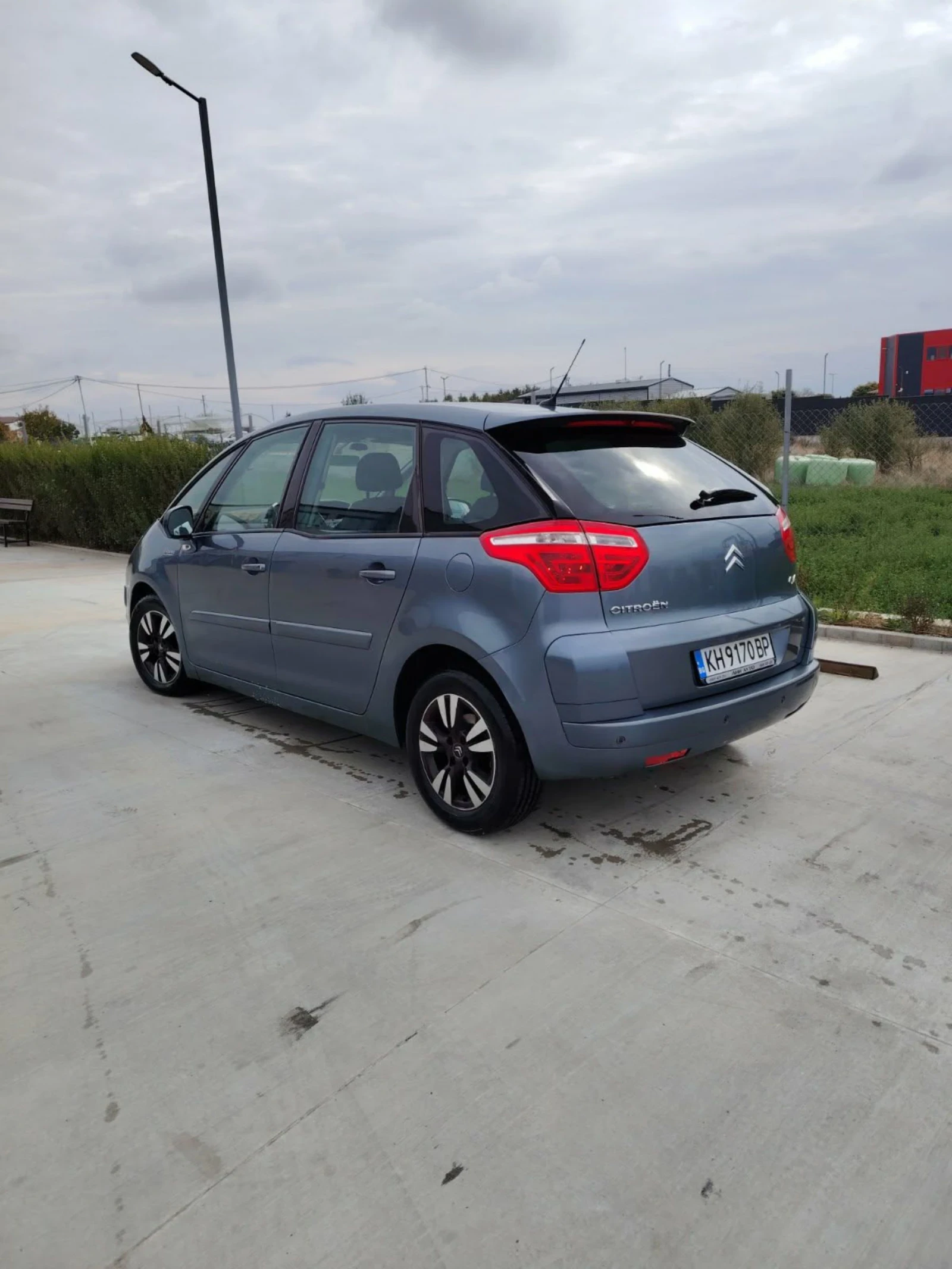 Citroen C4 Picasso 1.6 HDI, снимка 2 - Автомобили и джипове - 55342511