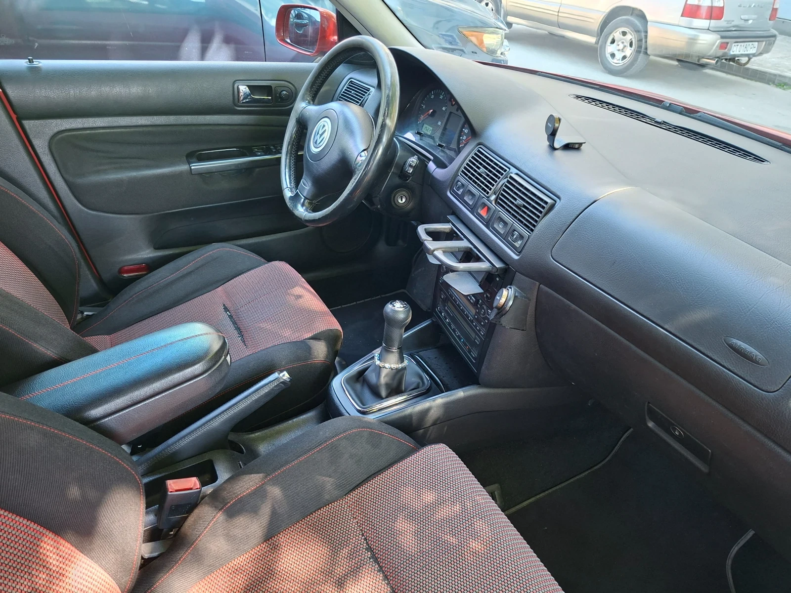 VW Golf, снимка 11 - Автомобили и джипове - 55530221