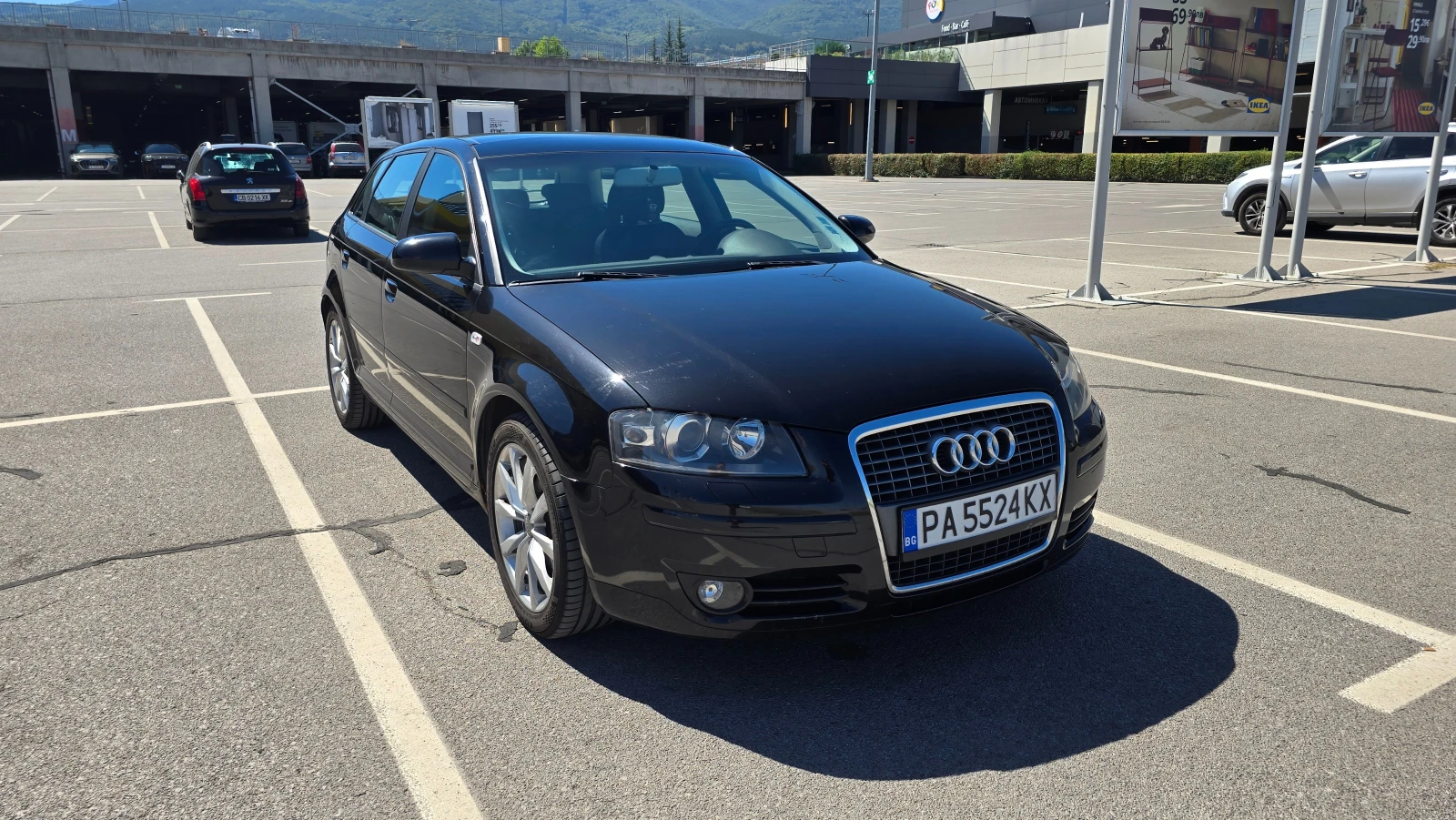 Audi A3 Sportback 1.6 FSI | Ксенон | Recaro | Панорама, снимка 4 - Автомобили и джипове - 56075313
