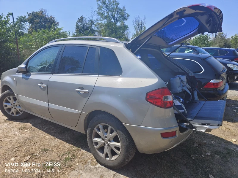 Renault Koleos Газов инжекцион, Навигация, Задна камера, 16V 175k, снимка 2 - Автомобили и джипове - 47727423