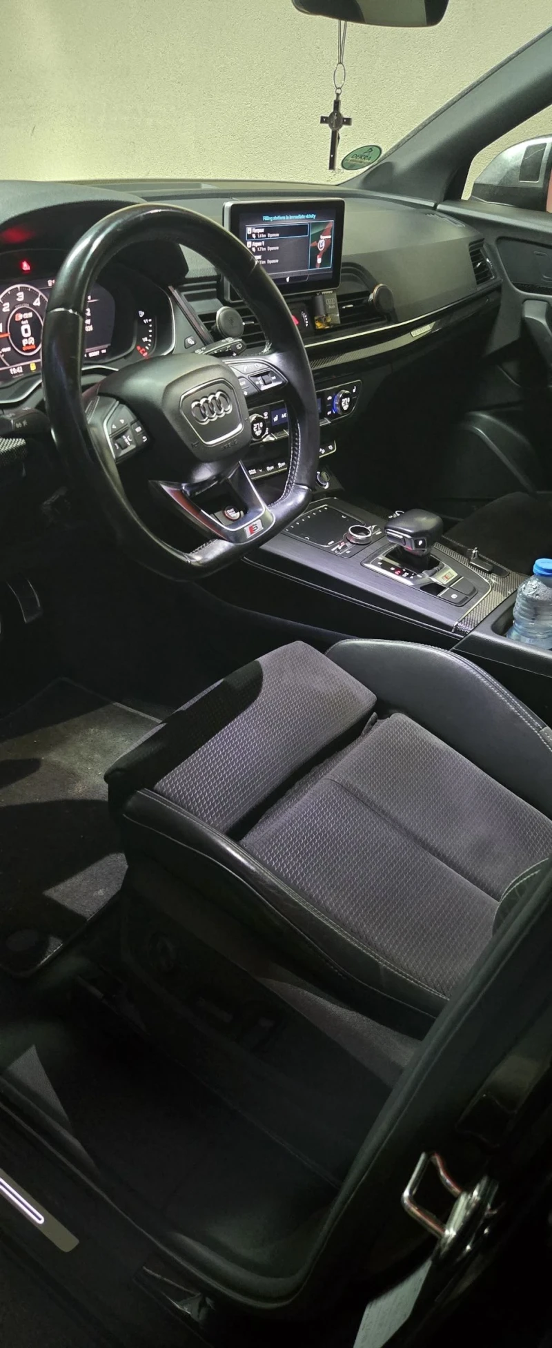 Audi SQ5, снимка 13 - Автомобили и джипове - 53056277