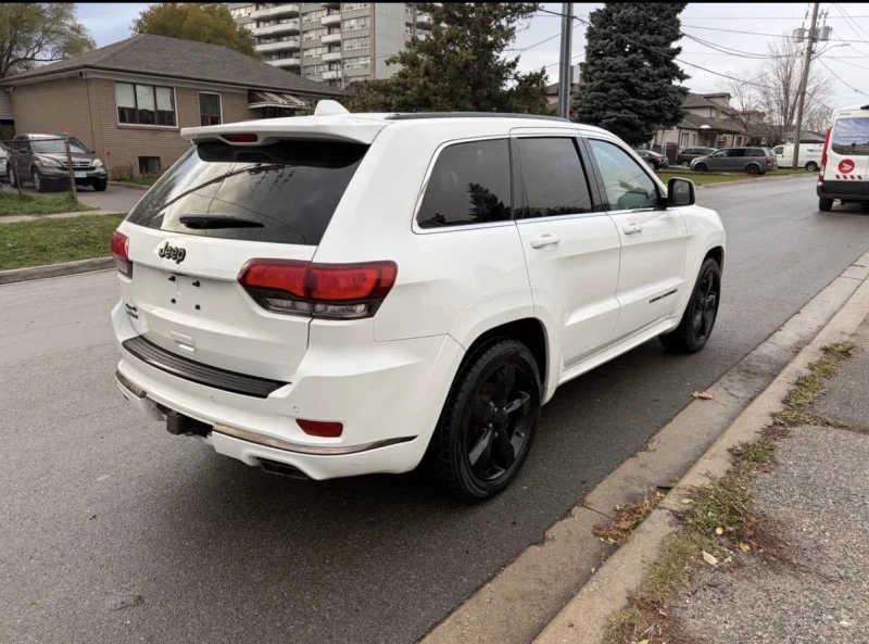 Jeep Grand cherokee OVERLAND * * CARFAX * * АВТО КРЕДИТ * * , снимка 4 - Автомобили и джипове - 53116584