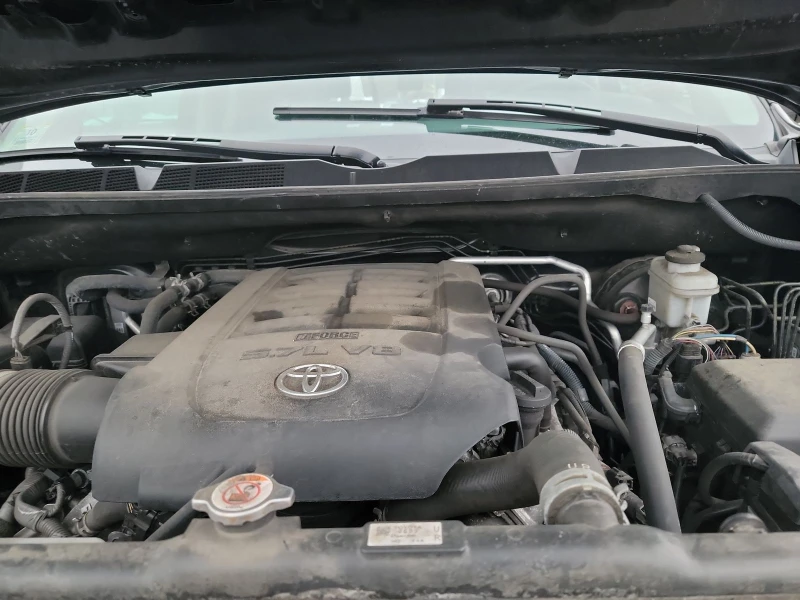 Toyota Sequoia TDR PRO 5.7 Дистроник* JBL* М.Точка* Kожа* 7-Места - 56900 лв. - 38762940 | Car24.bg