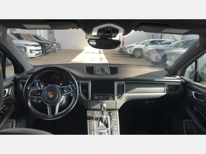 Porsche Macan CARFAX * АВТОКРЕДИТ * ПРОГНОЗНА ЦЕНА ДО БГ, снимка 7 - Автомобили и джипове - 54512193