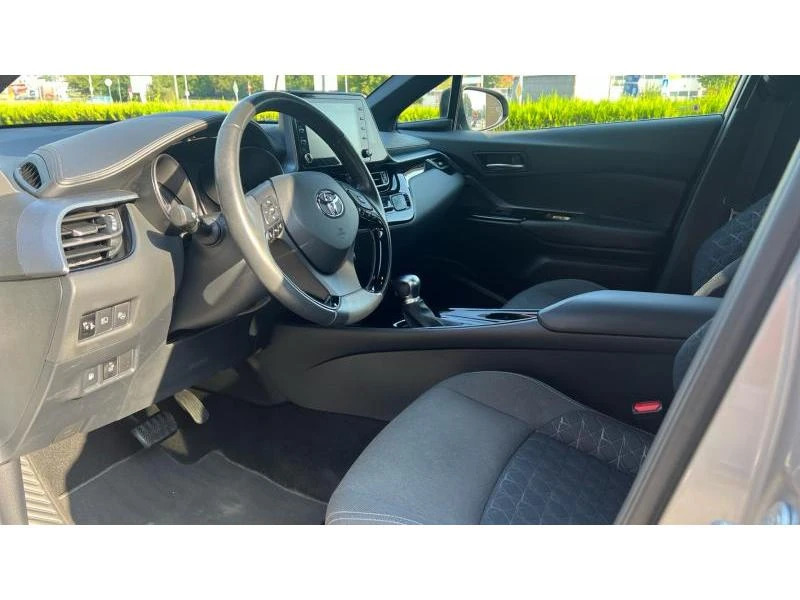 Toyota C-HR 2.0H Club, снимка 9 - Автомобили и джипове - 55788718