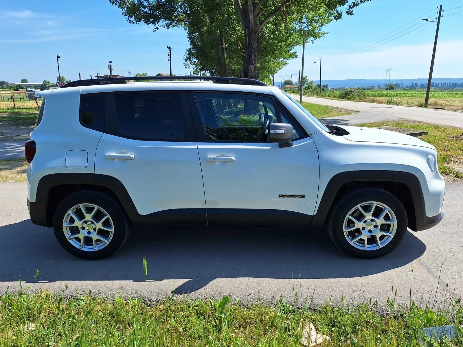 Jeep Renegade  - изображение 7