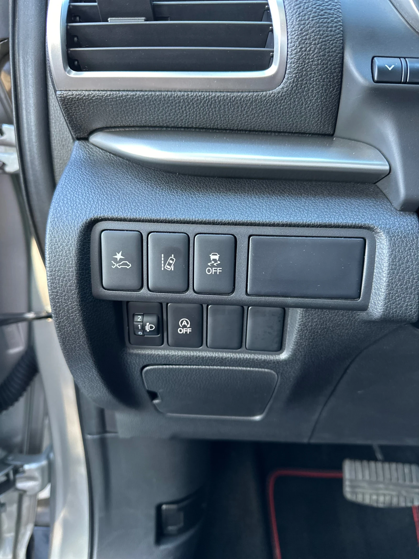 Mitsubishi Eclipse Cross 2.2Di-D - изображение 10