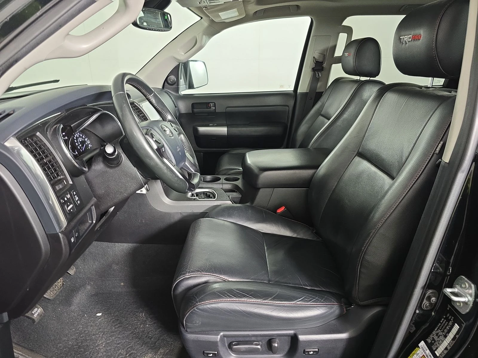 Toyota Sequoia TDR PRO 5.7 Дистроник* JBL* М.Точка* Kожа* 7-Места - изображение 8
