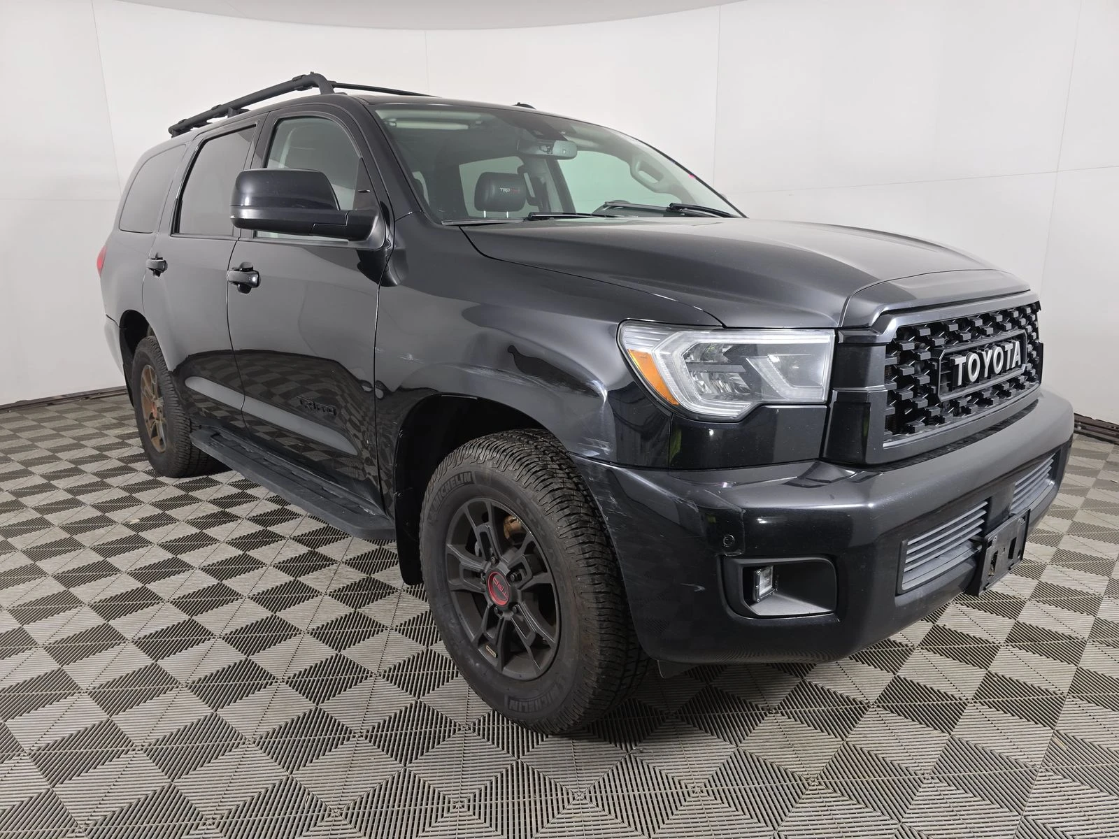 Toyota Sequoia TDR PRO 5.7 Дистроник* JBL* М.Точка* Kожа* 7-Места - изображение 6