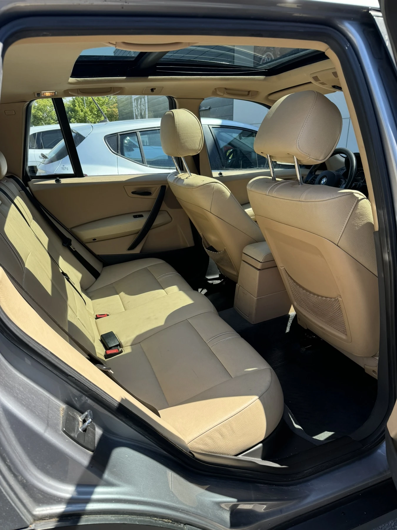 BMW X3 3.0 - изображение 8