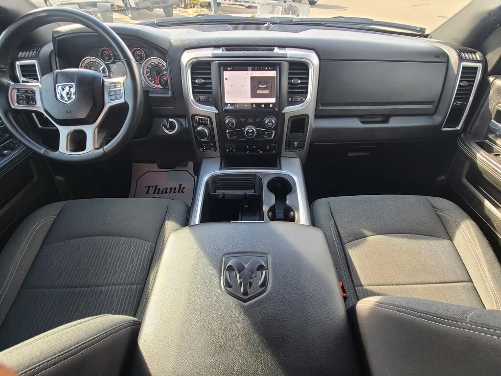 Dodge RAM 1500 * АВТО КРЕДИТ* ЦЕНА ДО БГ * СЕРВИЗНА ИСТОРИЯ *  - изображение 10