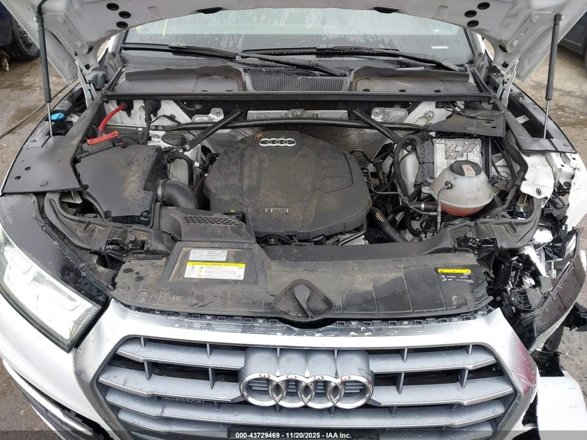 Audi Q5 2l 45 Premium - изображение 10