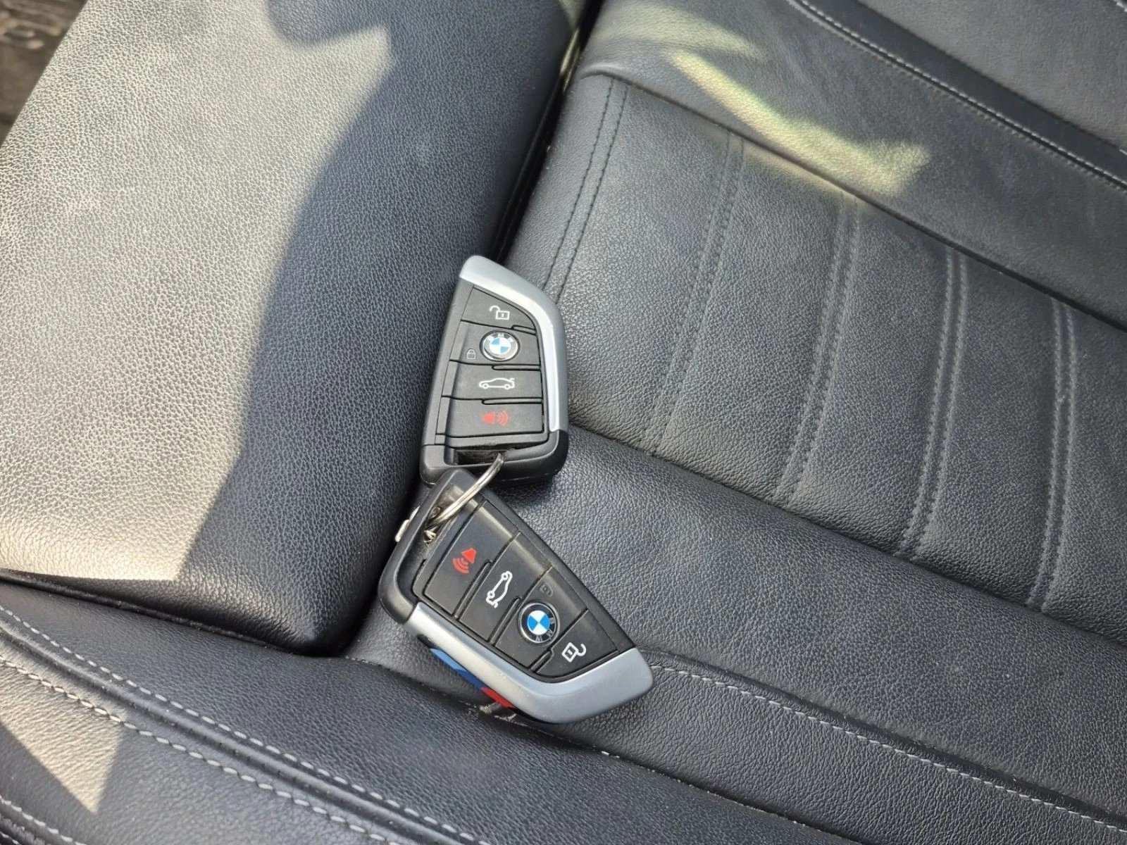 BMW X3 40I С РЕГИСТРАЦИЯ & АВТО КРЕДИТ, снимка 12 - Автомобили и джипове - 53875813