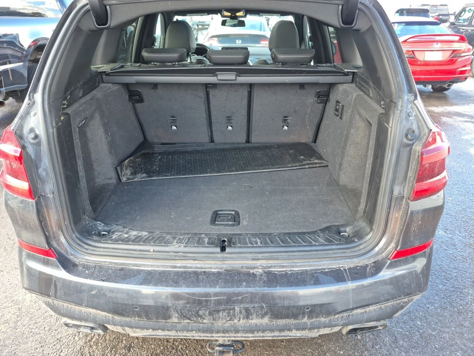 BMW X3 40I С РЕГИСТРАЦИЯ & АВТО КРЕДИТ, снимка 5 - Автомобили и джипове - 53875813