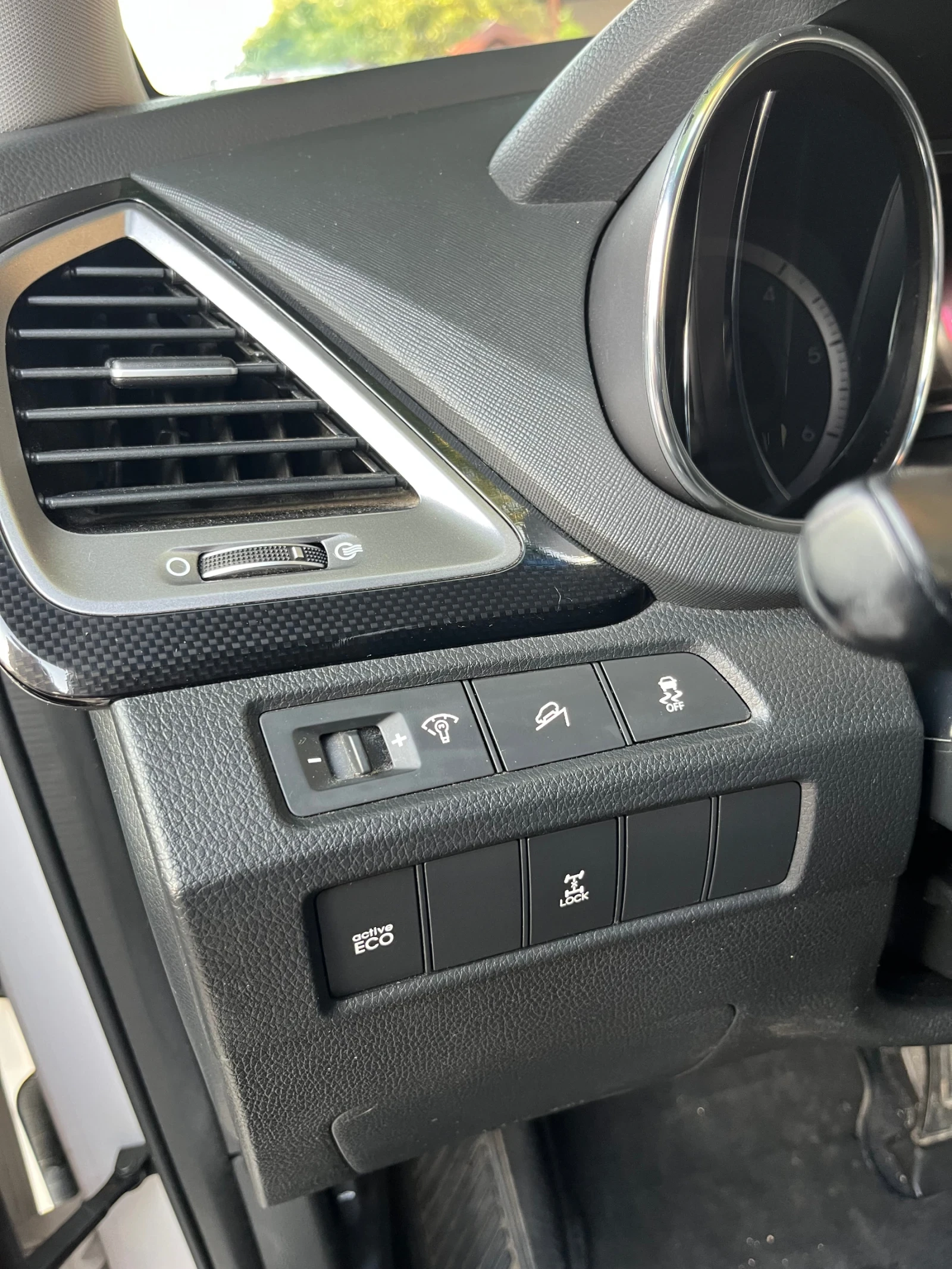 Hyundai Santa fe 2.2 CRDi 4x4, снимка 16 - Автомобили и джипове - 54683031