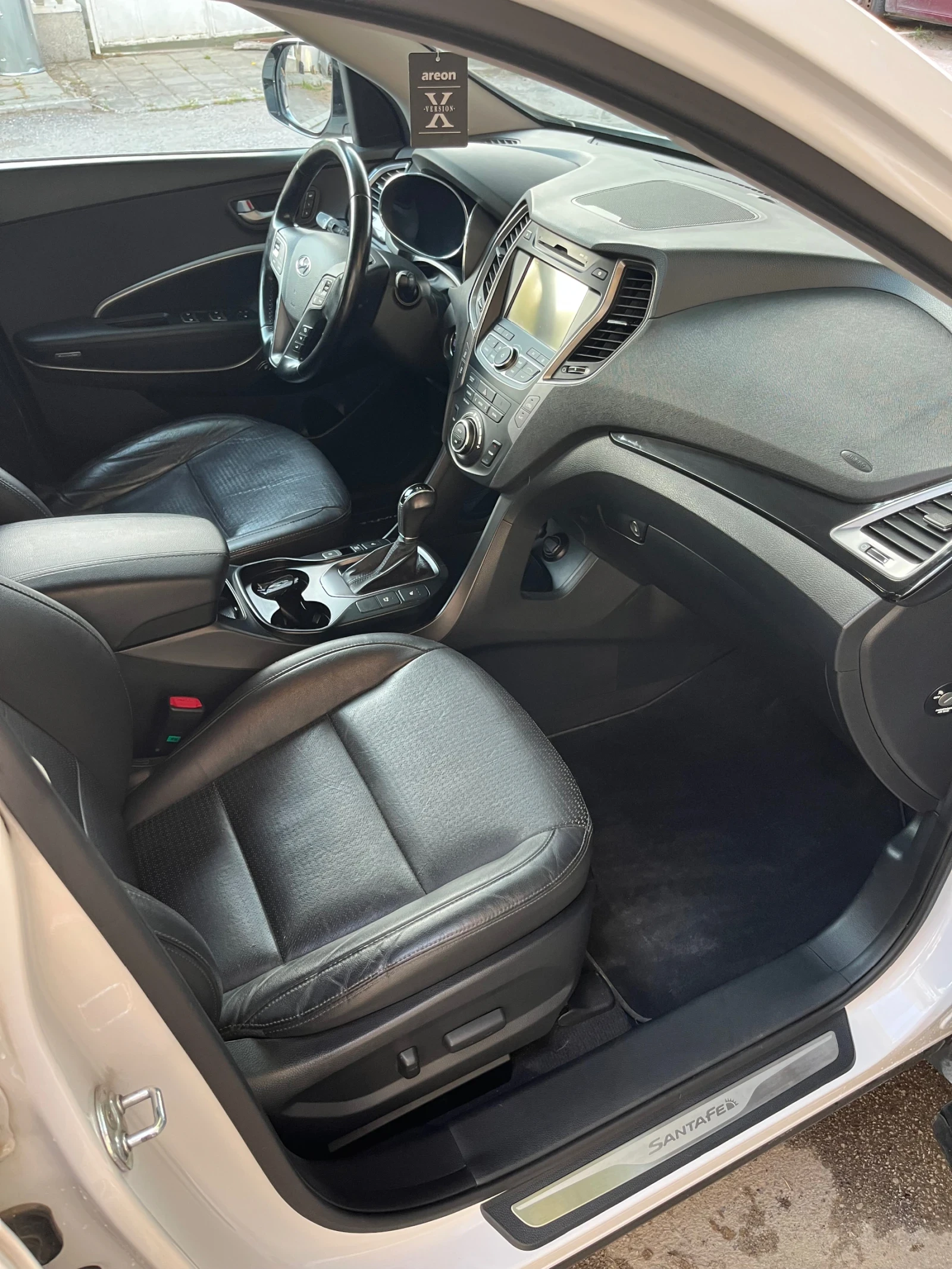 Hyundai Santa fe 2.2 CRDi 4x4, снимка 12 - Автомобили и джипове - 54683031